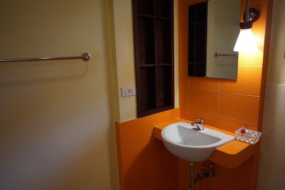 1 Bedroom House (Meedee House) photo 2