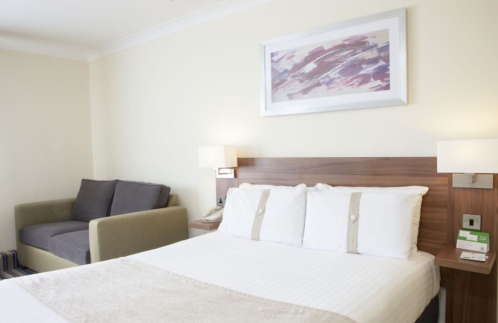 Premium Room, 1 Double Bed with Sofa bed - Photo 2