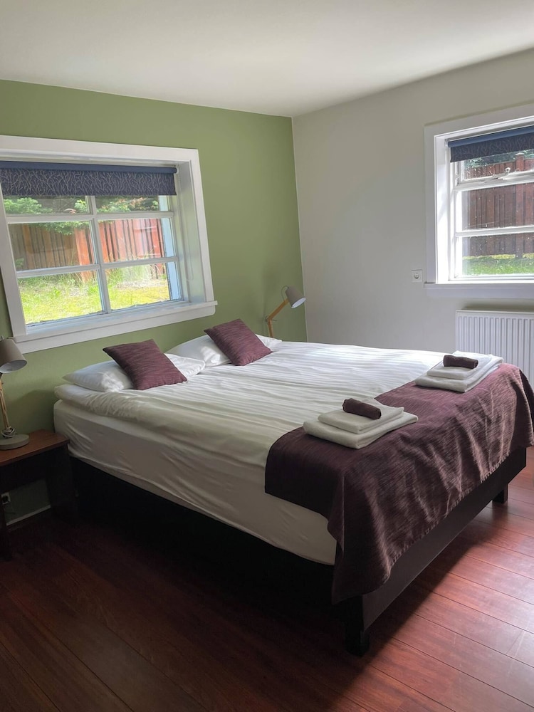 Double or Twin Room, Shared Bathroom photo 1