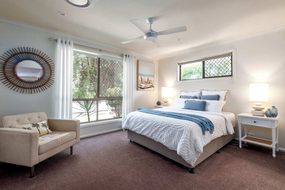 Family House, 3 Bedrooms, Kitchen, Garden View photo 1