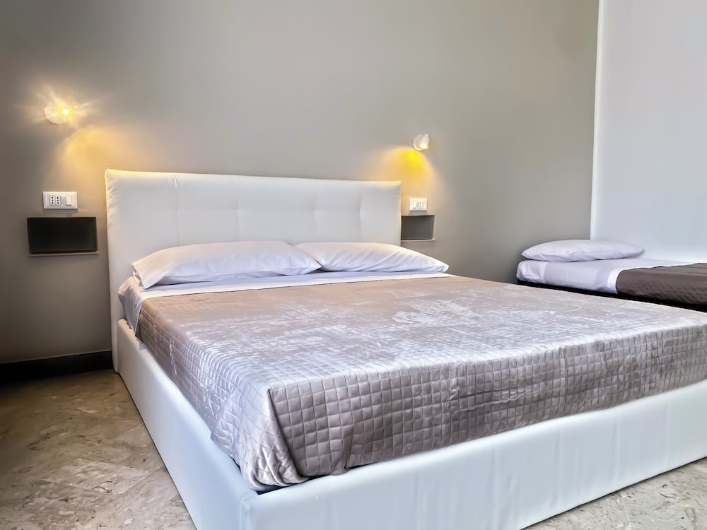 Panoramic Triple Room