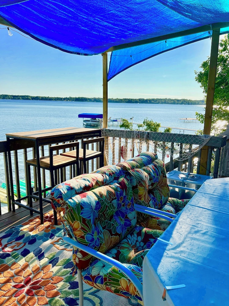 The Sunset Suite photo 2