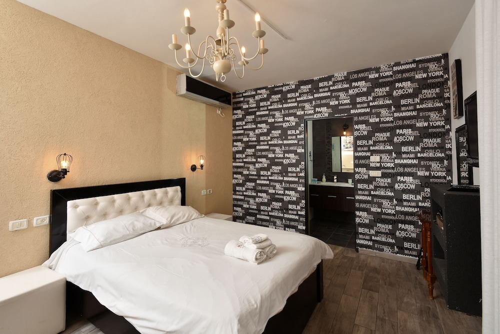 Junior Suite, 1 Bedroom, Kitchen, Ground Floor photo 2