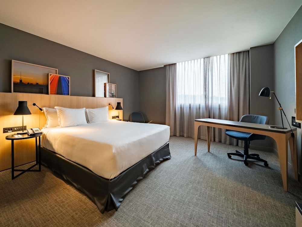 Luxury Room, 1 Queen Bed