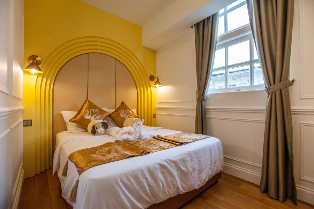 Premium Room - Photo 6