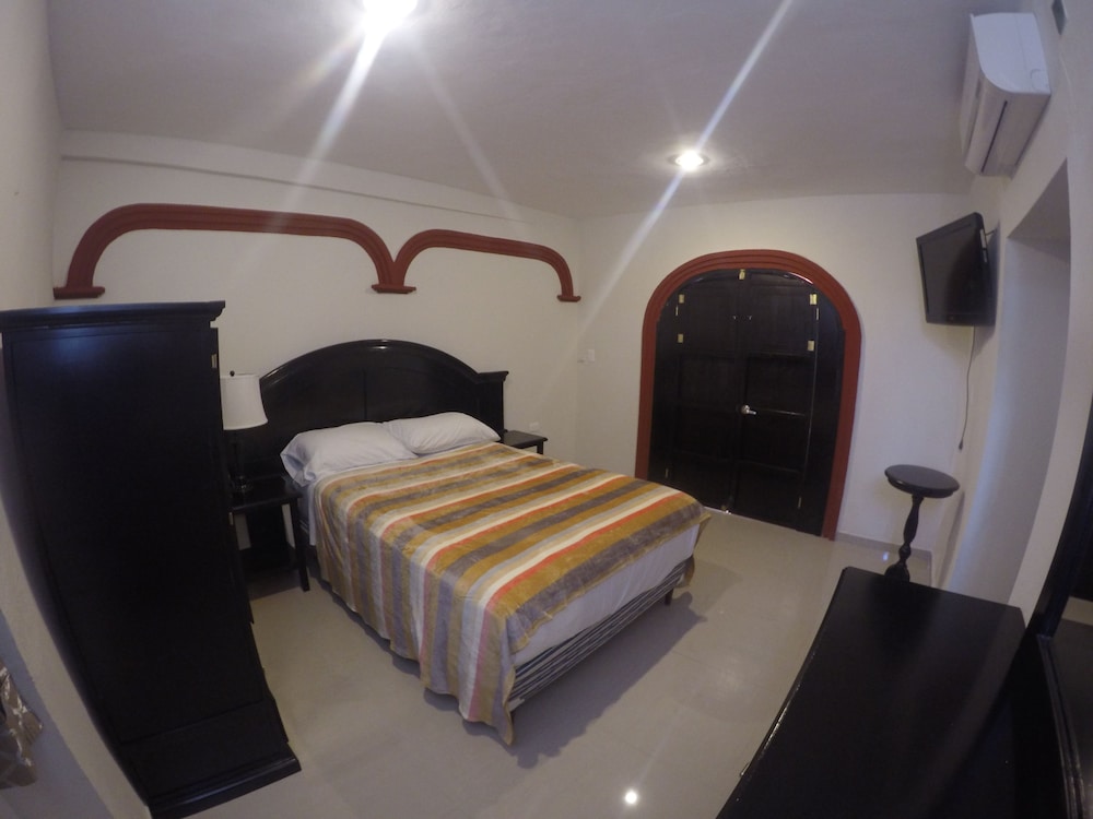 Standard Room, 1 Double Bed photo 3
