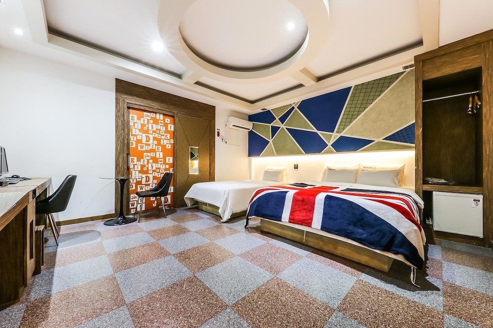 Deluxe Twin Room, Smoking