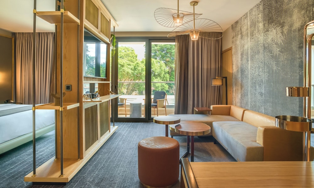 Executive Suite with Balcony