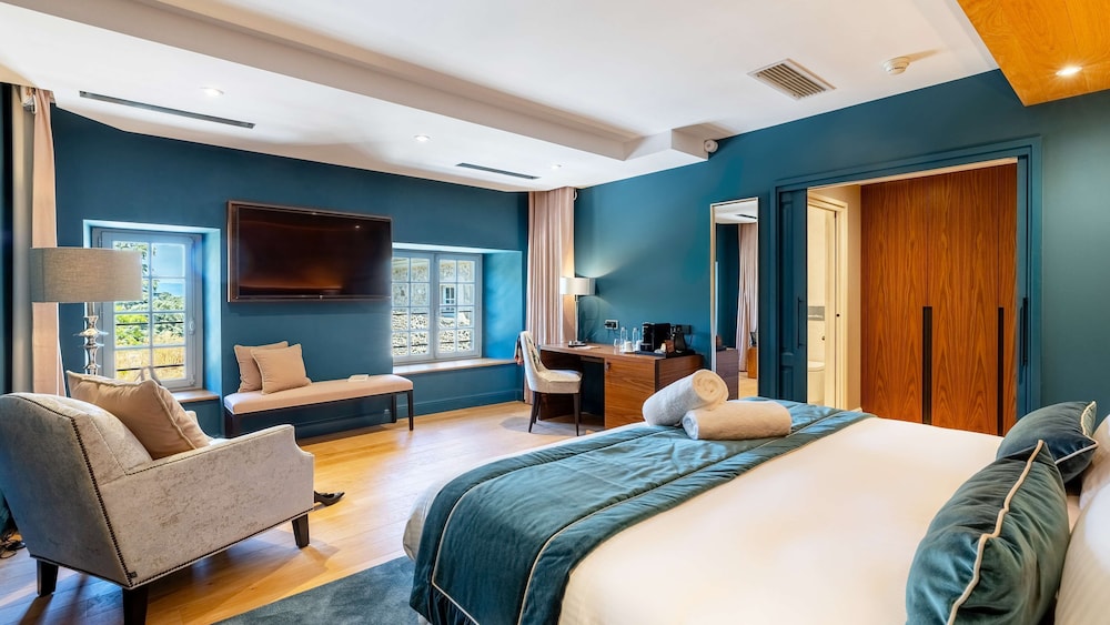 Executive Room, 1 King Bed, Non Smoking - Photo 7