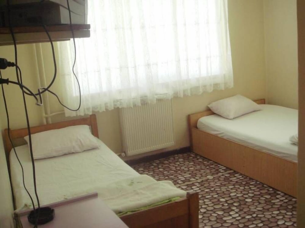 Standard Twin Room photo 3