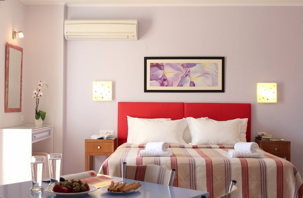 Superior Triple Room, Ground Floor