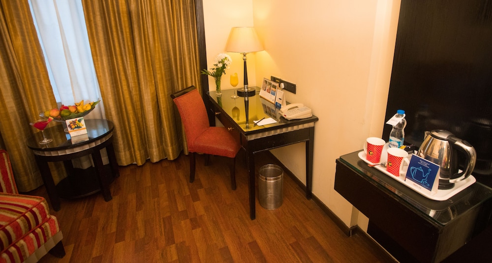 Deluxe Room, 2 Twin Beds - Photo 1