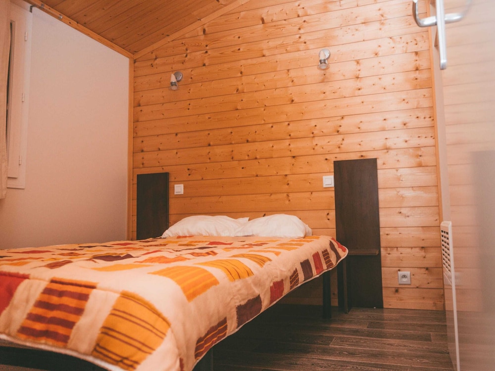 Classic Chalet, 2 Bedrooms