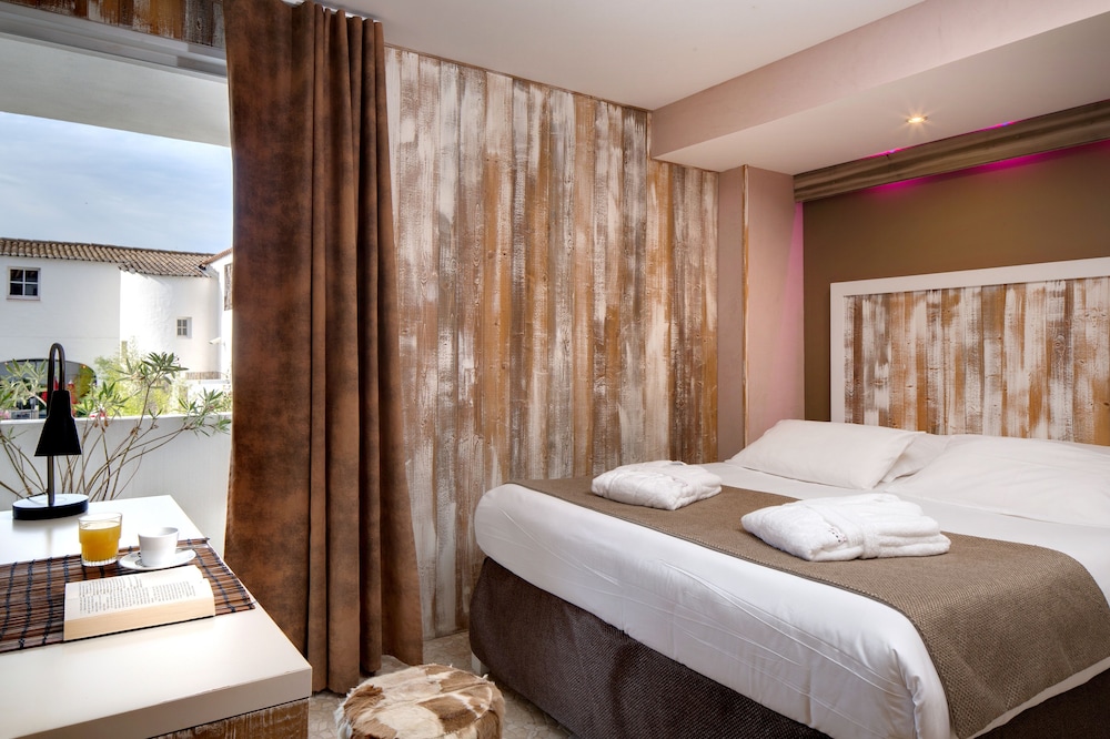 Superior Room photo 2