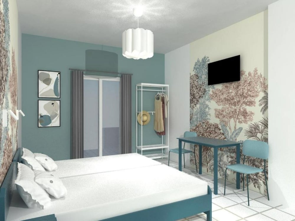 Luxury Suite, Partial Sea View