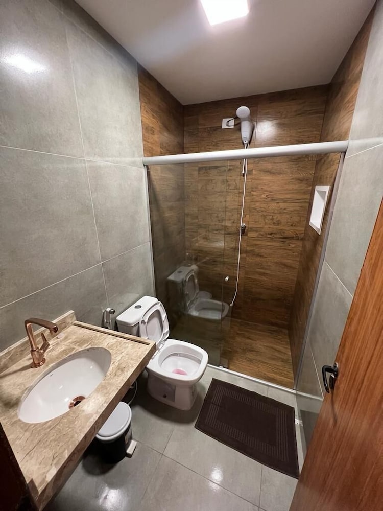 Basic Quadruple Room photo 3