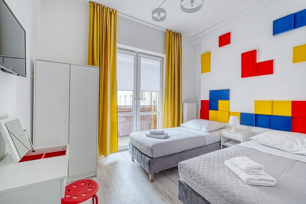 Twin Room, Shared Bathroom