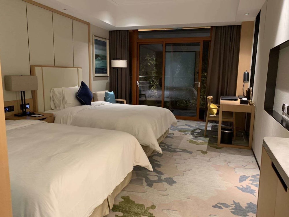 Graden View Twin Room