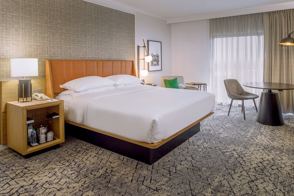Executive Room, 1 King Bed - Photo 3