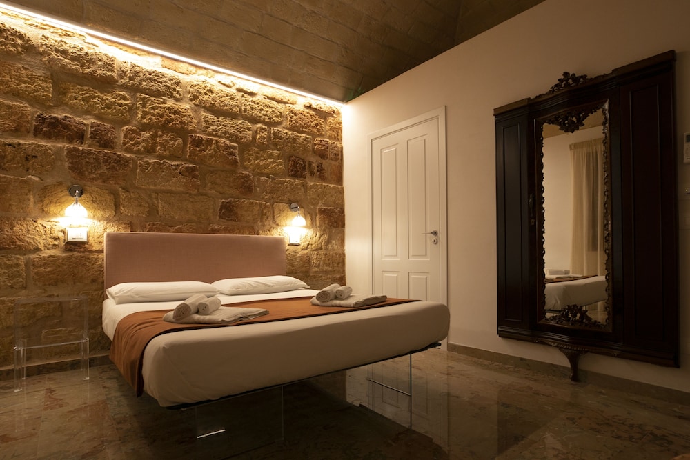 Double Room, Accessible