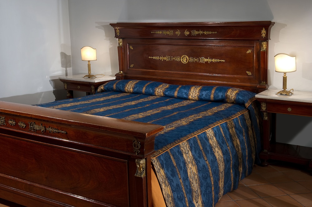 Superior Double Room Single Use - Photo 7