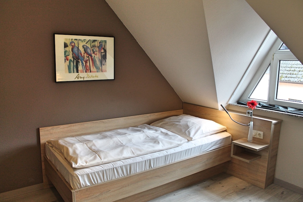Single Room photo 1