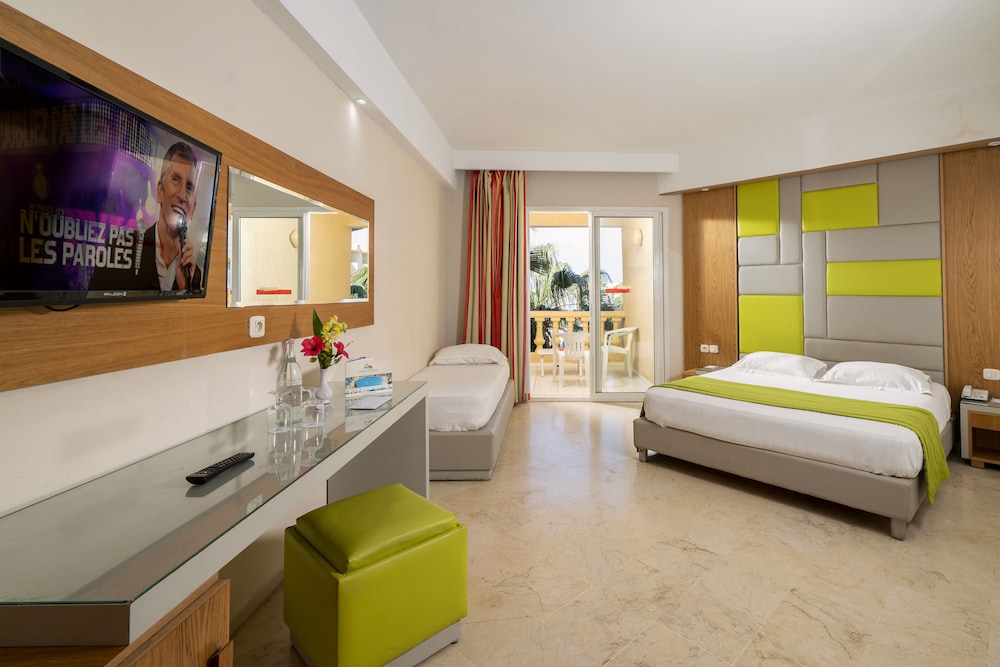 Basic Triple Room