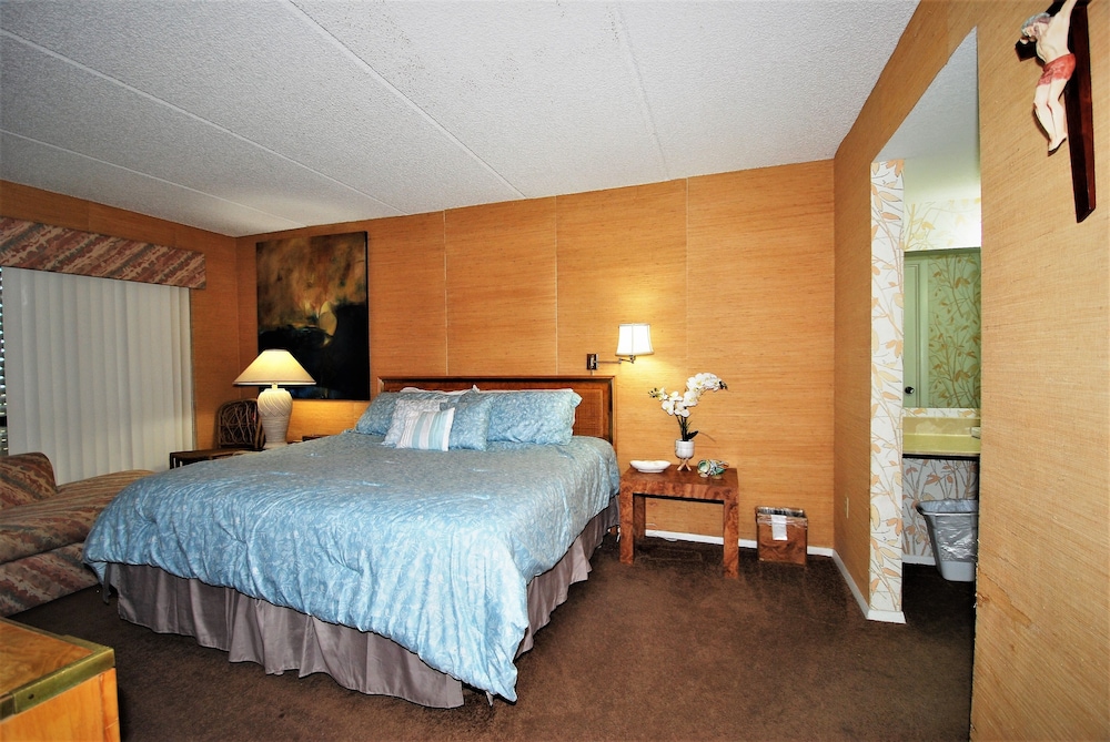 Condo, 3 Bedrooms
