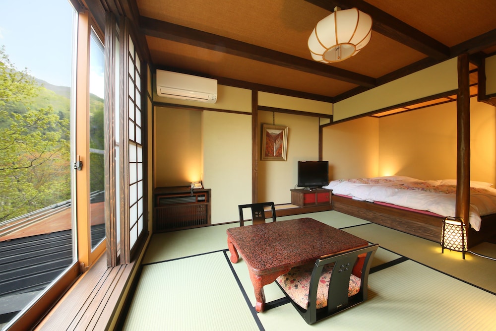 [Wamodan] Japanese modern style room 10 tatami with semi-open-air hot spring bath Non smoking photo 1