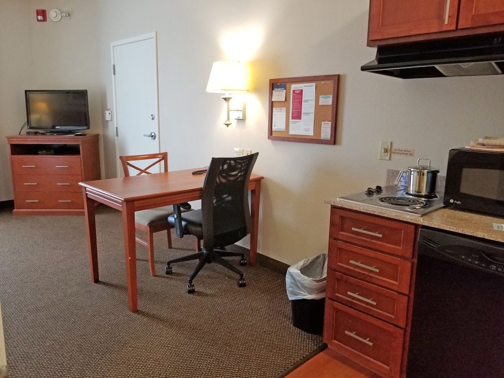 Studio, 1 Queen Bed, Roll-in Shower (Comm, Mobil Roll In Shwr) - Photo 3