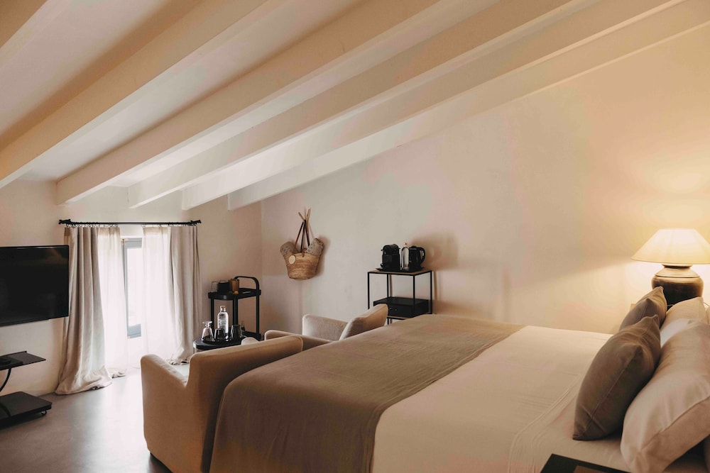 Junior Suite - Photo 1