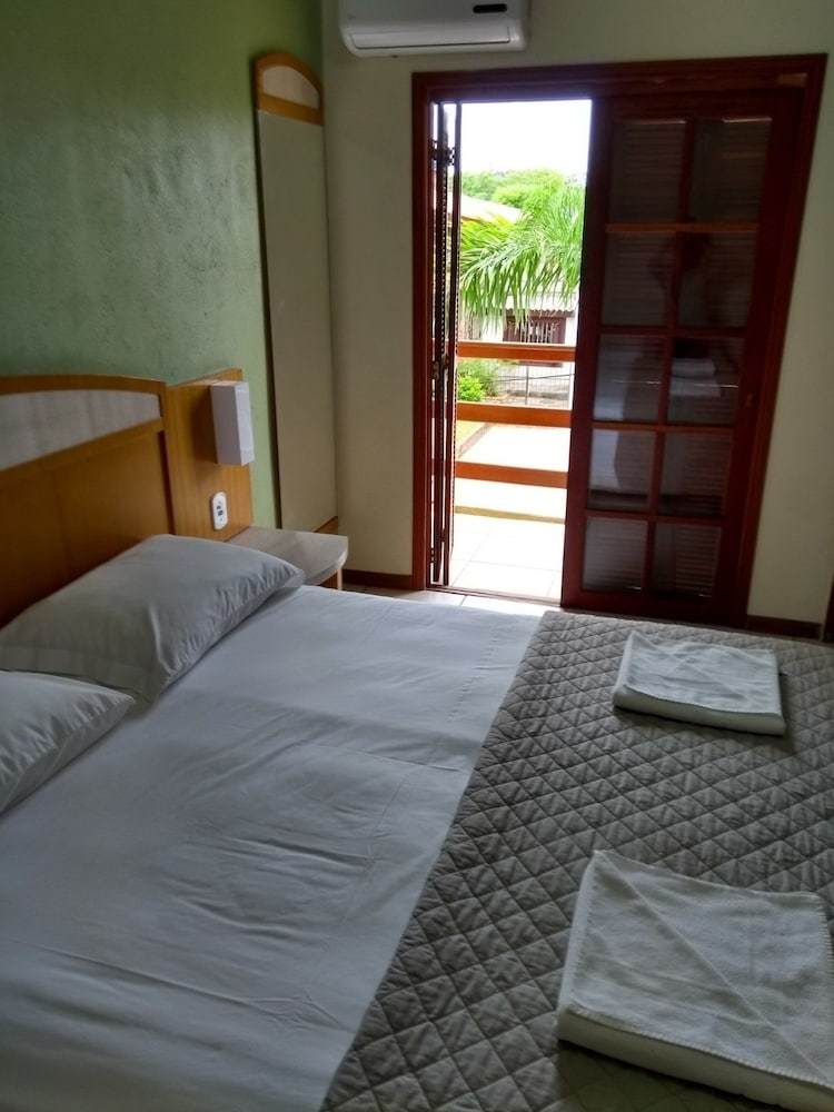 Triple Room, Multiple Beds, Non Smoking photo 3