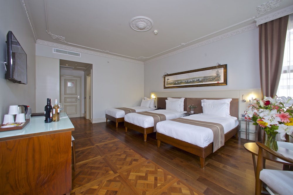 Comfort Triple Room photo 1