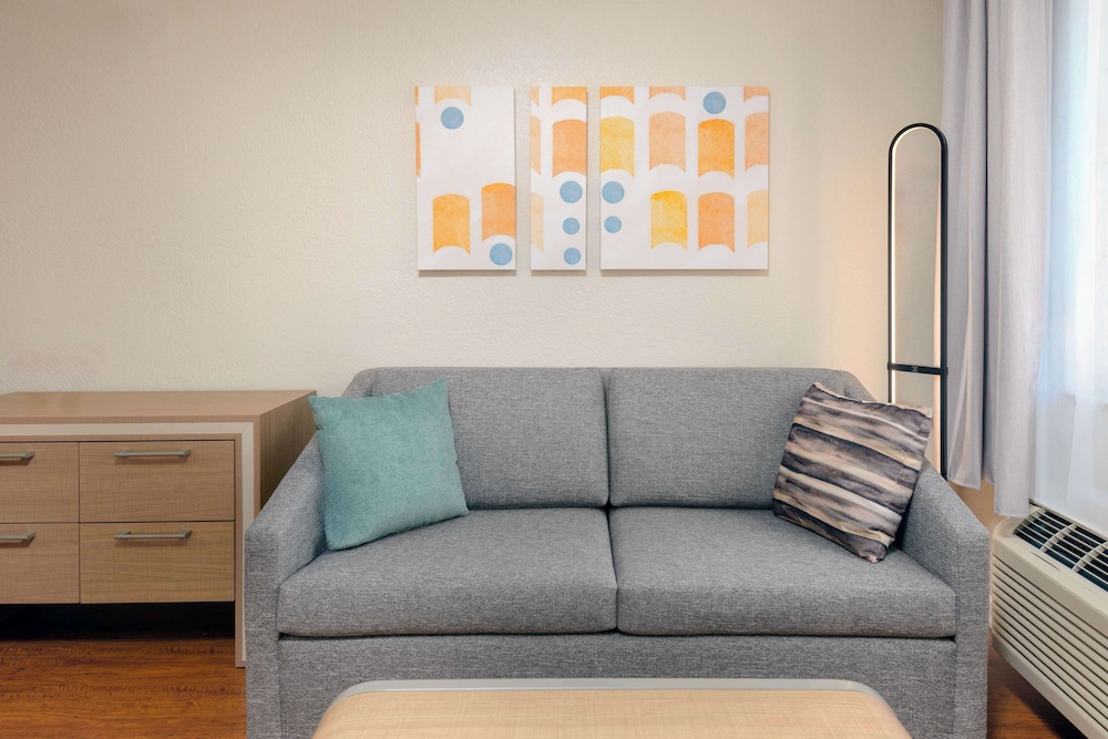 Studio, 1 King Bed, Accessible, Bathtub (Mobility & Hearing) - Photo 3
