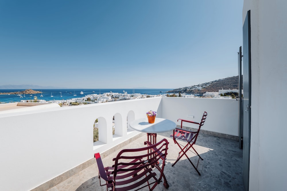 Superior Room, Sea View - Photo 3