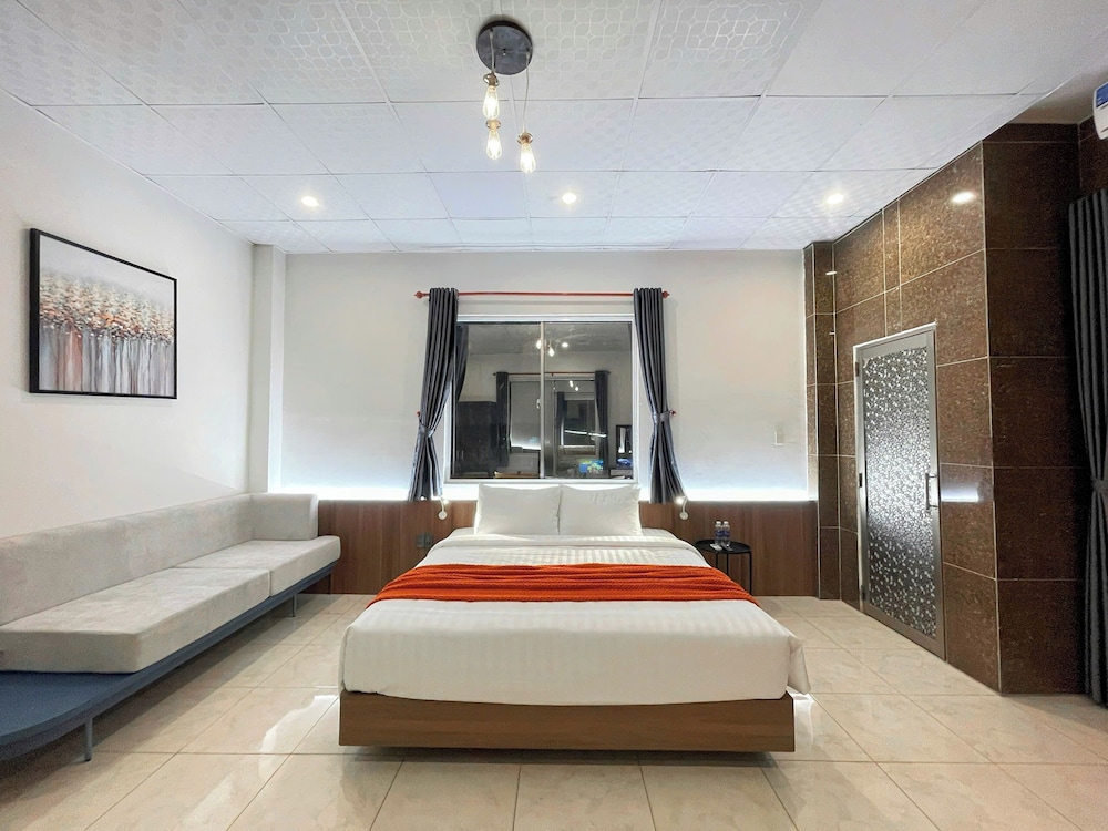 Signature Room - Photo 4