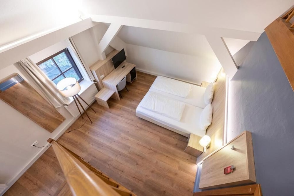 Duplex Annex