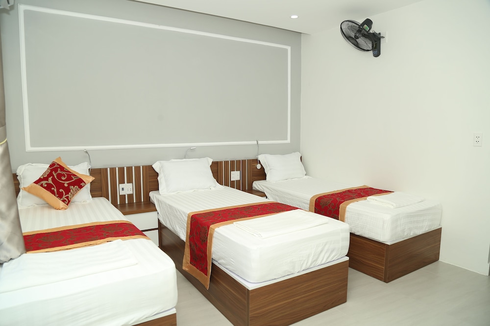 Standard Triple Room photo 2