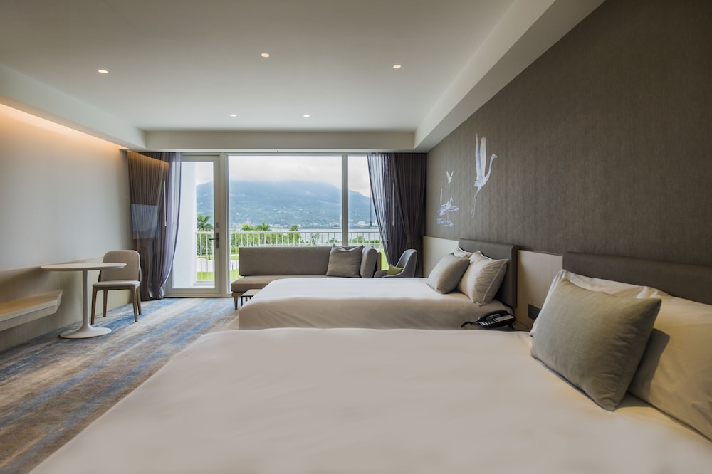 Deluxe Twin Room - Photo 3
