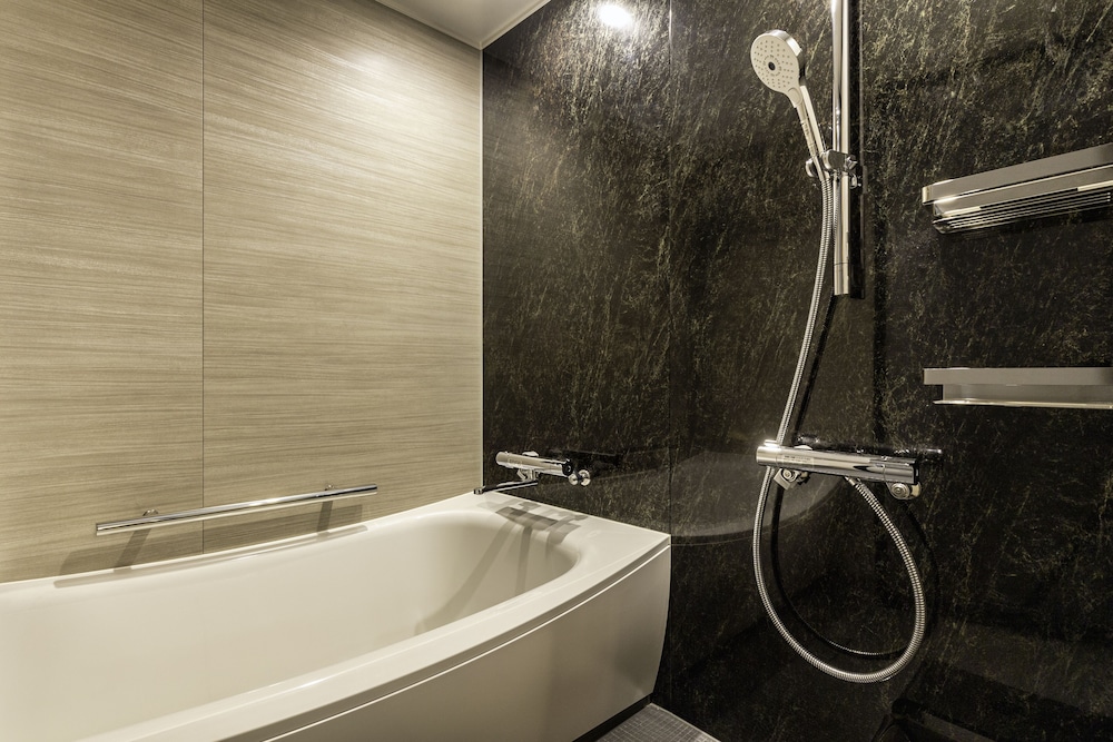 Superior Twin Room (Single/Double) - Photo 8