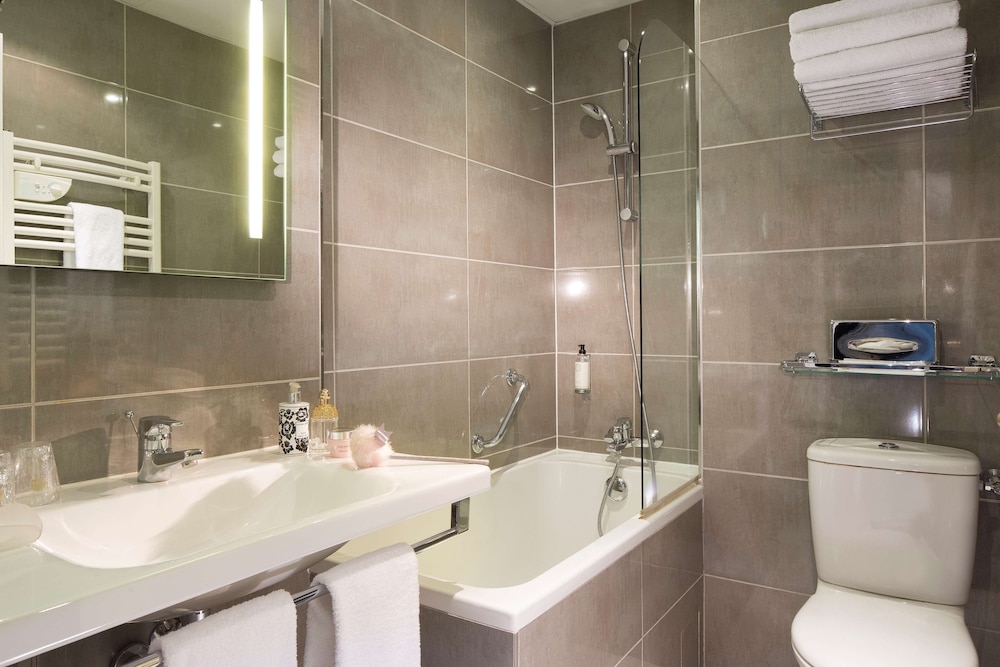 Superior Room, 3 Twin Beds