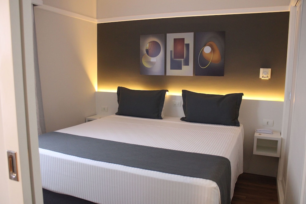 Ninety Hotel — Premium Room
