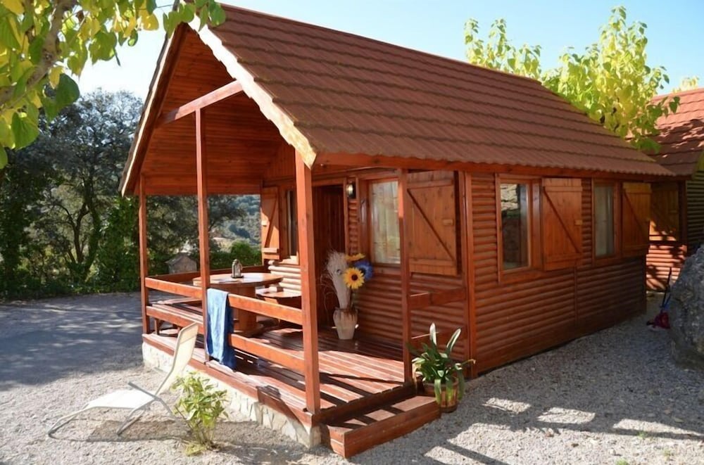 Standard Bungalow (4 pax) photo 2