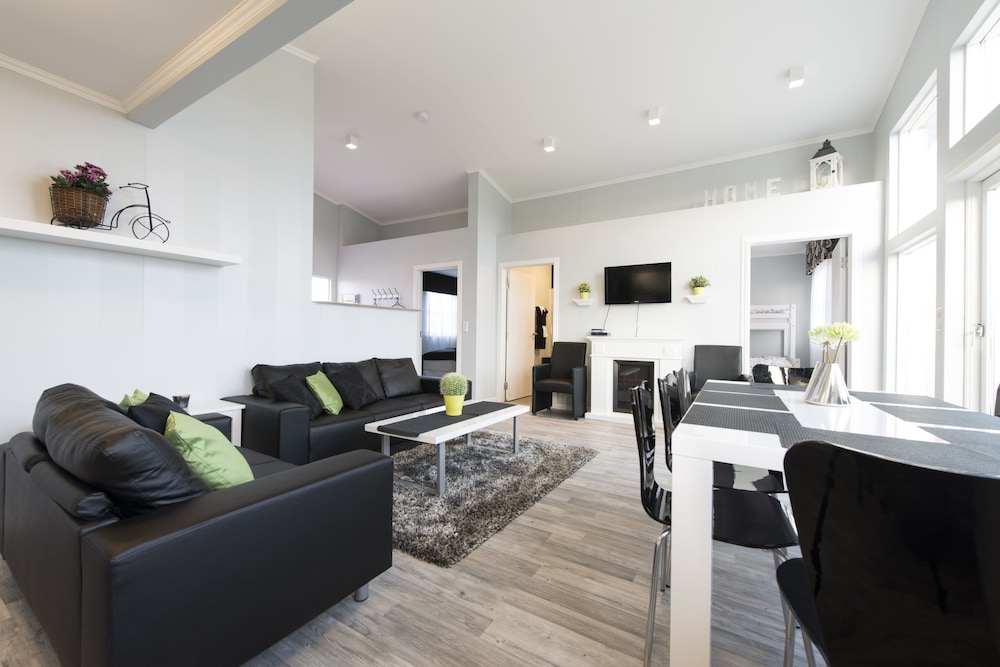 Cottage, 3 Bedrooms (House no 1) photo 1