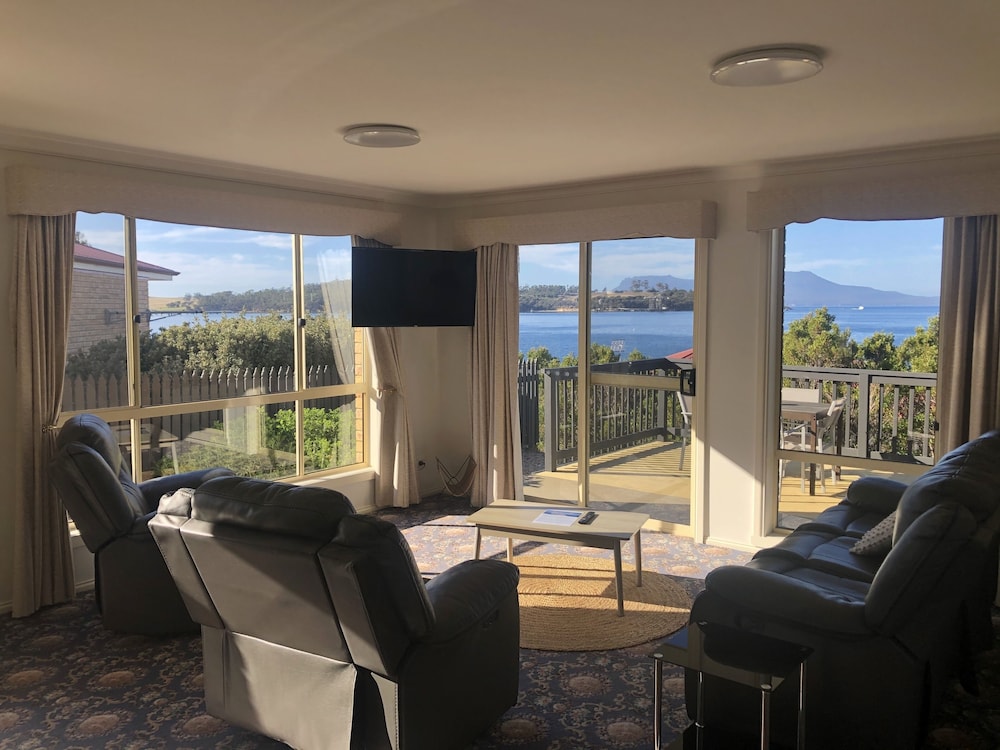 Maria Villa 9 - Seaview