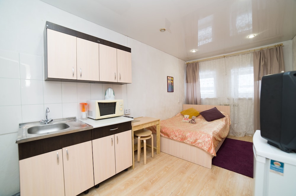 Economy Double Room, Shared Bathroom photo 2