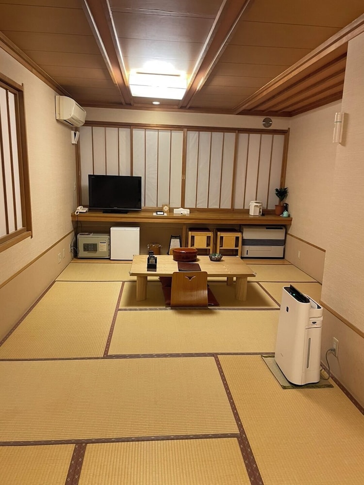 Japanese-style room 13.5 tatami mats, Non Smoking photo 1