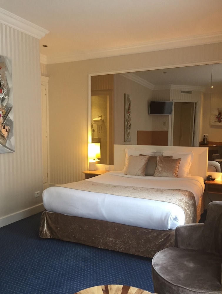 Double or Twin Room (Elegance) photo 1