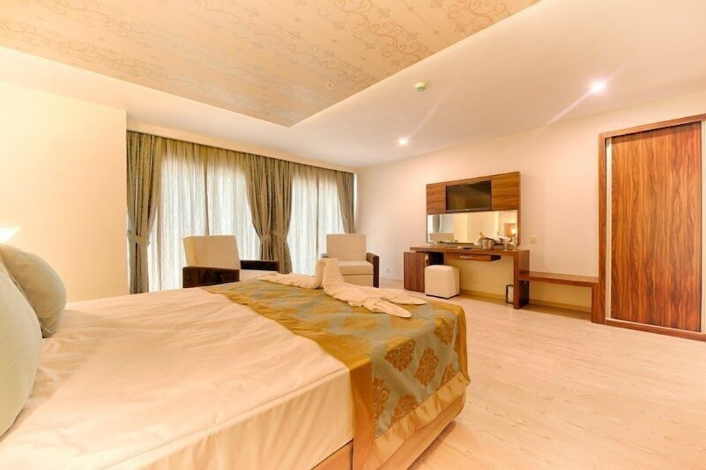 Suite Corner photo 2