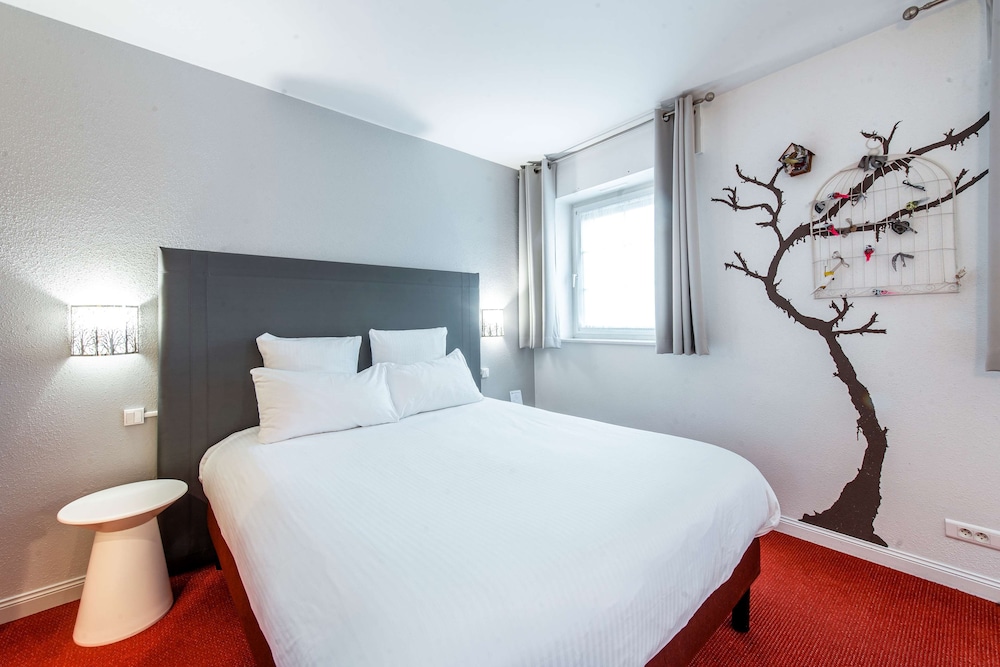 Comfort Room, 1 Double Bed, Non Smoking (Twin bed on request) - Photo 1
